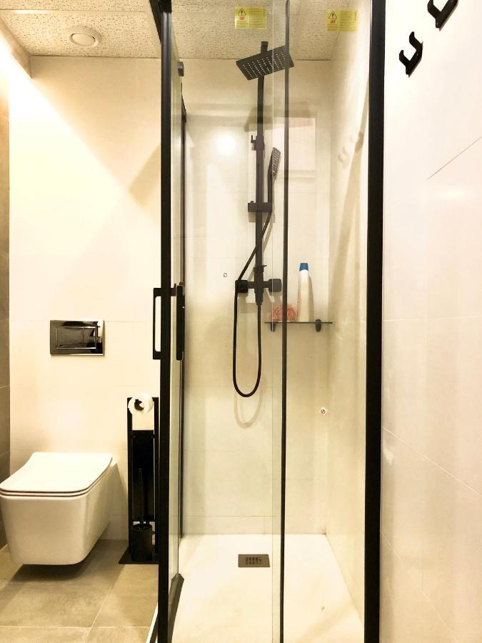 Apartment Мадрид Екстериор снимка