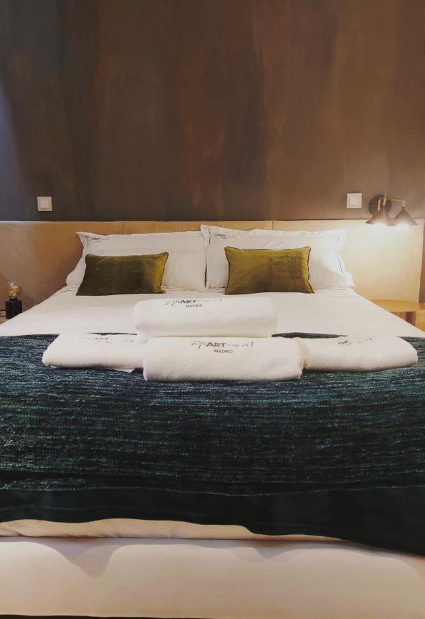 Apartment Мадрид Екстериор снимка